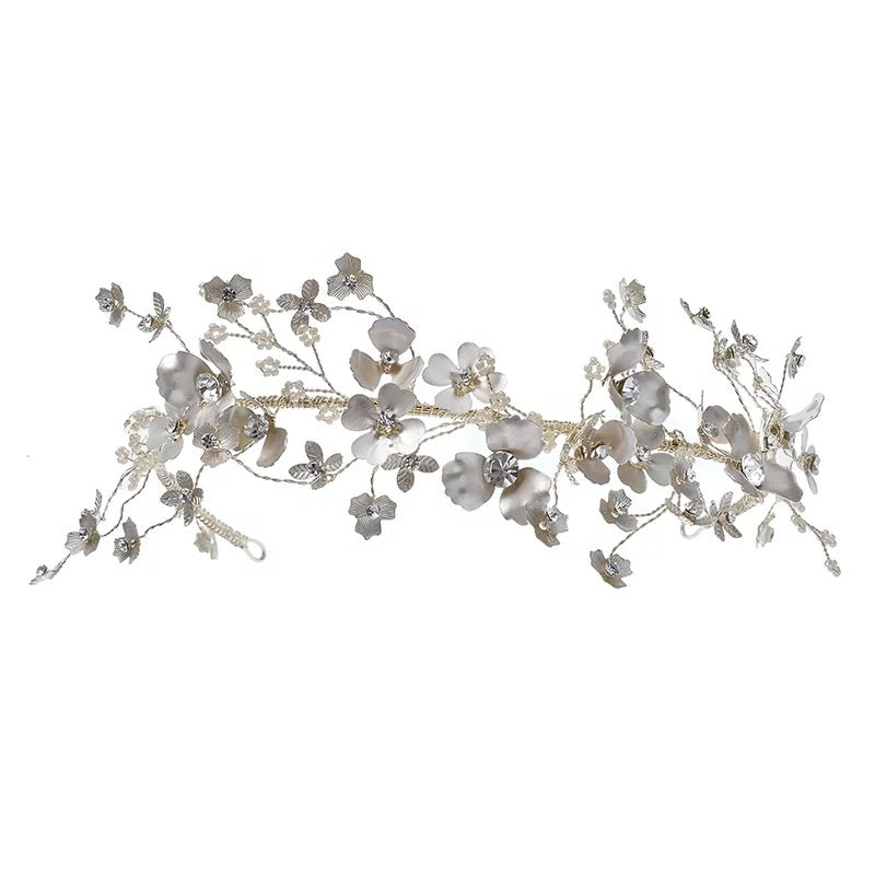 Blumenhaarreifen
