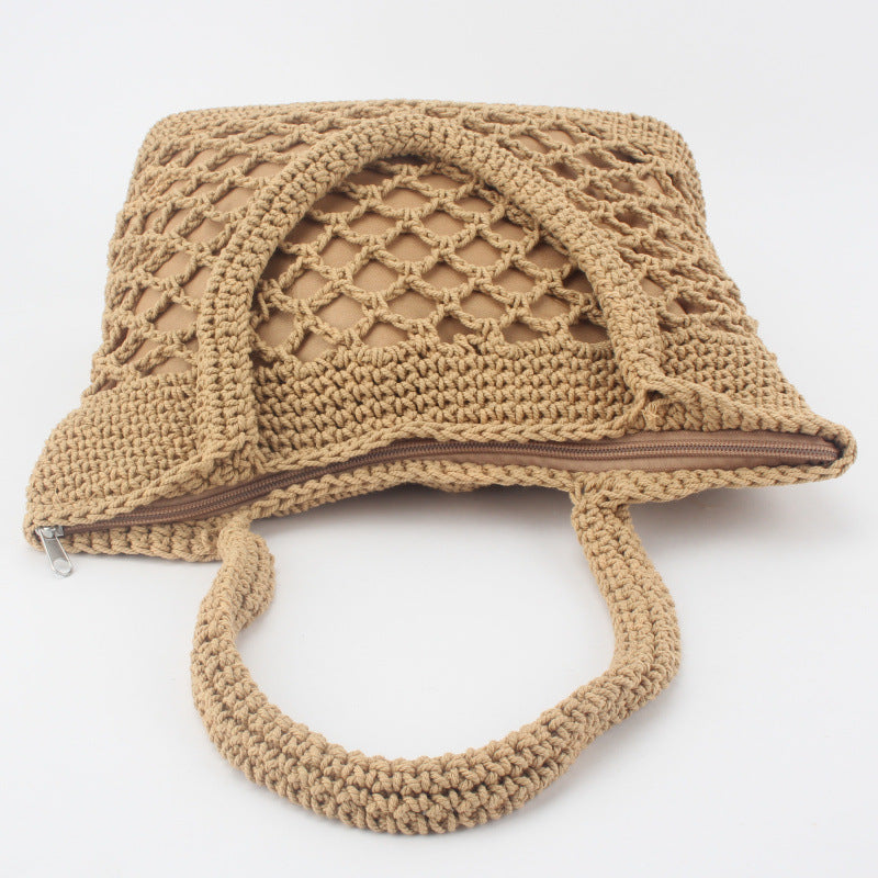 Schöne, gestrickte Handtasche