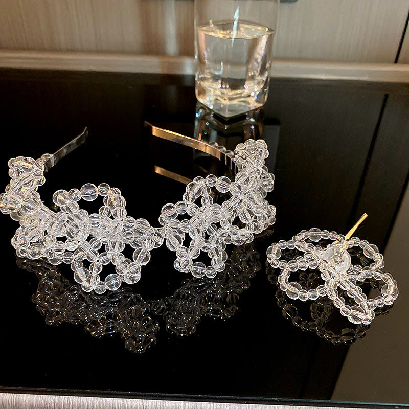 Haarschmuck in Blumenoptik