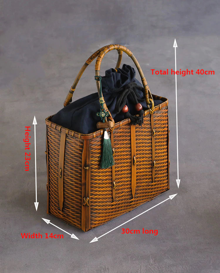 Handtasche aus Bambus geflochten