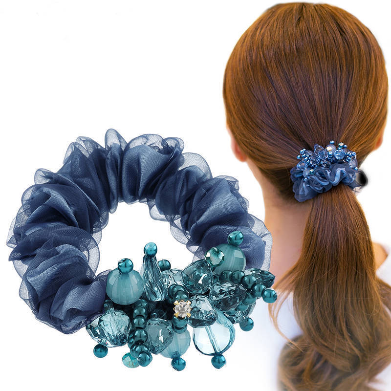 Haarbandschmuck im Blumen design
