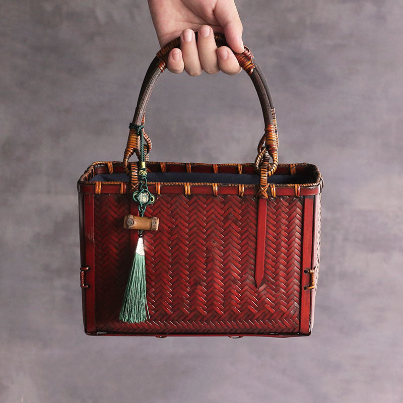 Handtasche aus Bambus geflochten