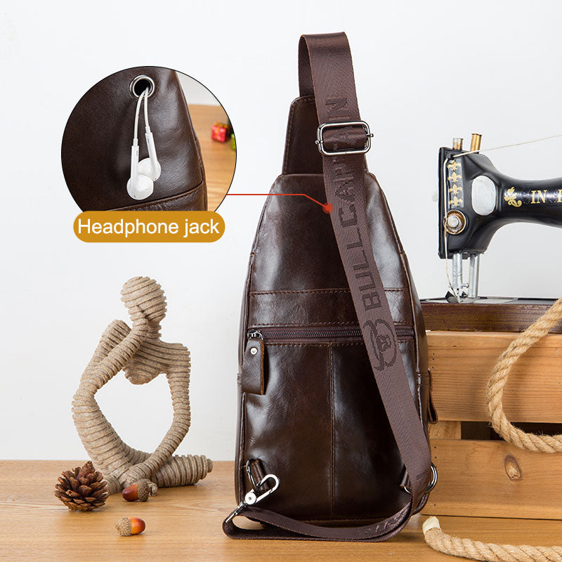 Herrenbrusttasche aus Leder
