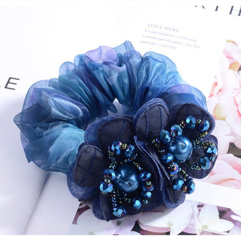 Haarbandschmuck im Blumen design