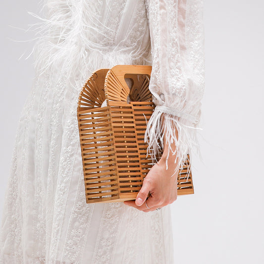 Offene, stylische Bambushandtasche