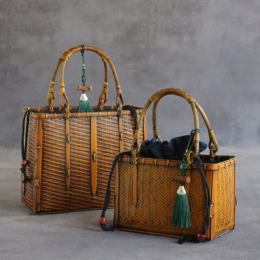 Handtasche aus Bambus geflochten