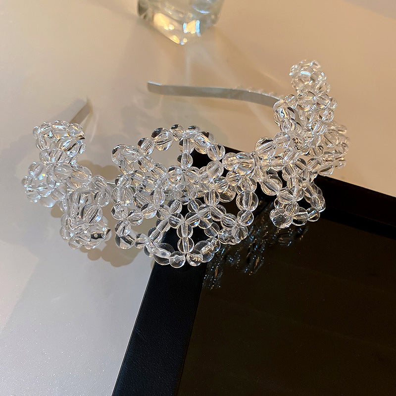 Haarschmuck in Blumenoptik